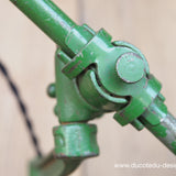 Rare Lampe O.C. White Industrielle fixation murale applique dans son jus