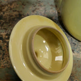 ancienne theiere jaune