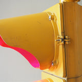 feu tricolore americain New York vintage USA jaune dans son jus avec fixation murale