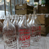 ancienne consigne bouteille en verre au bon lait marron