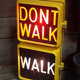 feu dont walk americain vintage USA jaune a poser