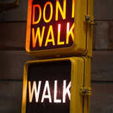 feu dont walk americain vintage USA jaune a poser