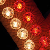 enorme lettre X d'ancienne enseigne lumineuse façon fete foraine