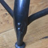 ancienne Chaise basse d atelier industrielle nicolle "" dit queu de baleine ""