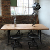 ancienne Table ou bureau industriel pied fonte plateau orme massif