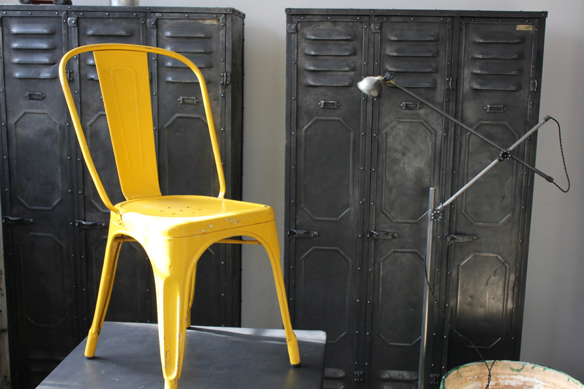Chaise modèle B de Xavier Pauchard pour Tolix Chaise modèle B de Xavier Pauchard pour Tolix