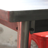 La célèbre table 55 Tolix patine graphite