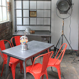 La célèbre table 55 Tolix patine graphite
