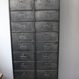 ancien grand meuble 20 casiers industriel a clapet Roneo 50/60