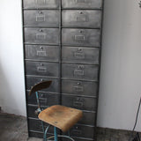 ancien grand meuble 20 casiers industriel a clapet Roneo 50/60