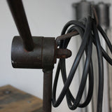 lampe de garage atelier R.G Levallois patine d'origine