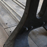 grande table industrielle plateau chene massif pietement fonte