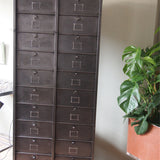 ancien grand meuble 20 casiers industriel strafor