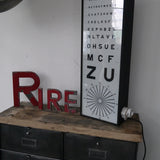 Ancien test d'acuité visuel d'ophtalmologiste et d'opticien, tableau Monoyer