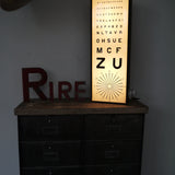 Ancien test d'acuité visuel d'ophtalmologiste et d'opticien, tableau Monoyer