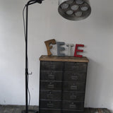 lampe sur pied atelier carrossier atelier R.G Levallois