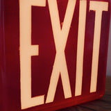 Exit Lampe USA opaline rouge socle metal