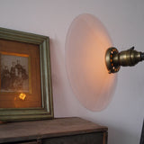 Rare Lampe bureau O.C. White Industrielle opaline blanche
