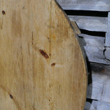 ancienne planche a decouper ronde en bois