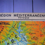 ancienne affiche scolaire région mediterranéenne - Bassin aquitain pyrenées - France