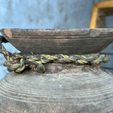 Pot traditionnel en bois du Népal