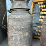 Pot traditionnel en bois du Népal