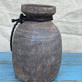 Pot traditionnel en bois du Népal