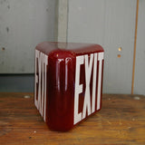 Exit Lampe opaline rouge texte blanc