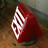 Exit Lampe opaline rouge texte blanc