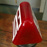 Exit Lampe opaline rouge texte blanc