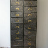 ancien grand meuble 20 casiers industriel a clapet Roneo 1940