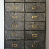 ancien grand meuble 20 casiers industriel a clapet Roneo 1940