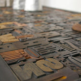 Bureau table industrielle plateau caracteres imprimerie