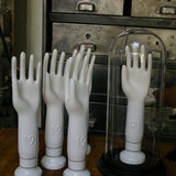 Industrial mold for the manufacture of porcelain gloves