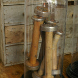 Grand globe decor d'anciennes bobines a fil industrielle