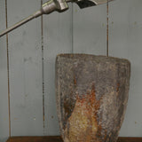 Ancien grand creuset de fonderie industrielle, ideal cache pot