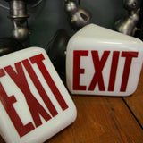 grand exit Lampe opaline blanche socle metal