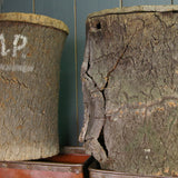 Ancienne ruche en liege pour l'elevage des abeilles