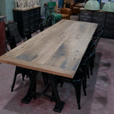 grande table industrielle plateau bois ancien chene massif pietement fonte