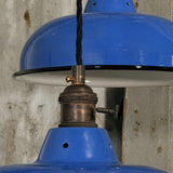 Suspension, lampe industrielle en tôle émaillée bleu foncé – luminaire abat jour atelier
