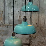 Suspension, lampe industrielle en tôle émaillée petrole – luminaire abat jour atelier