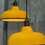 Suspension, lampe industrielle en tôle émaillée jaune – luminaire abat jour atelier