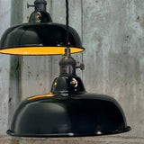 Suspension, lampe industrielle en tôle émaillée noir – luminaire abat jour atelier