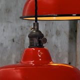 Suspension, lampe industrielle en tôle émaillée rouge – luminaire abat jour atelier