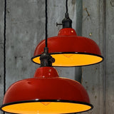 Suspension, lampe industrielle en tôle émaillée rouge – luminaire abat jour atelier