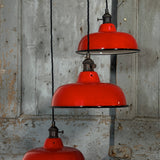 Suspension, lampe industrielle en tôle émaillée rouge – luminaire abat jour atelier