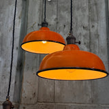 Suspension, lampe industrielle en tôle émaillée terracotta– luminaire abat jour atelier