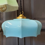 Suspension ancienne en opaline bleue, abat-jour festonné vintage, luminaire campagne chic