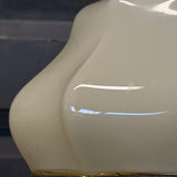 Suspension ancienne en opaline creme, abat-jour festonné vintage, luminaire campagne chic