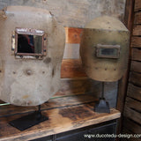 curiosité ancien masque de soudeur sur socle